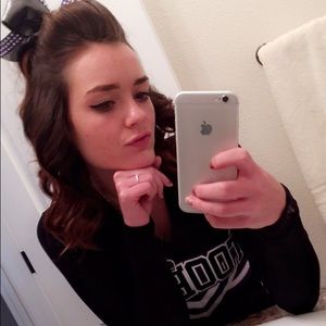 Meet your Posher, Baylee