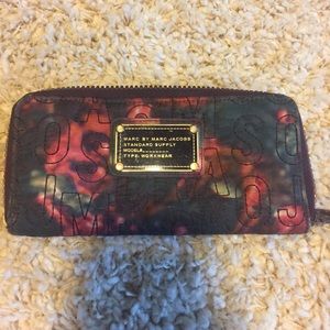 Marc Jacobs galaxy wallet