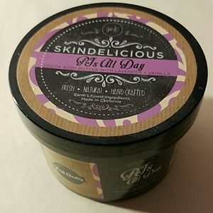 Posh Skindelicious PJs All Day 10 oz lotion