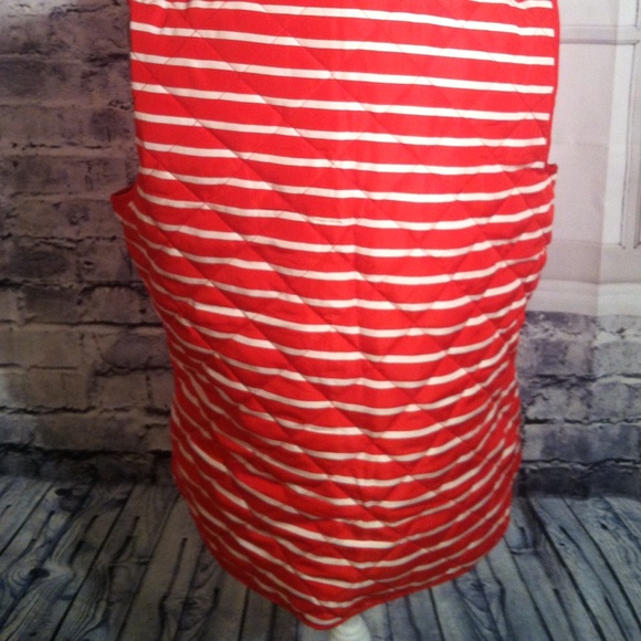 Cute Red Casual Identity Vest - Picture 3 of 4