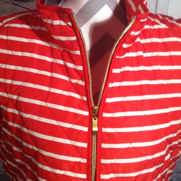 Cute Red Casual Identity Vest - Picture 4 of 4