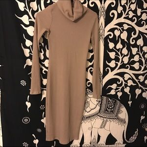 Turtleneck long sleeve dress
