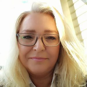 Meet your Posher, Lynn