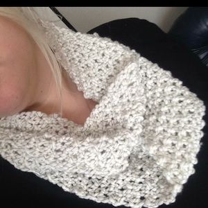 Black and White Knitted Heavy Lace Infinity Scarf