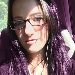 Meet your Posher, Kimberly