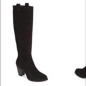 Ugg "Ava" suede black boots