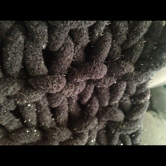 Black and Gold Glitter Knitted Cowl