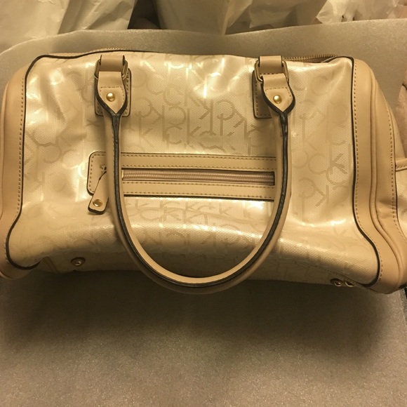 Calvin Klein HANDBAG - Picture 3 of 4