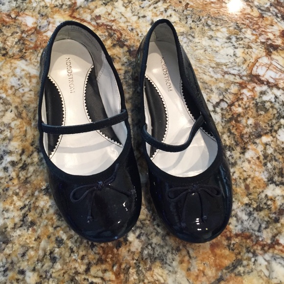 Nordstrom brand ballet flats
