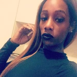 Meet your Posher, Vida