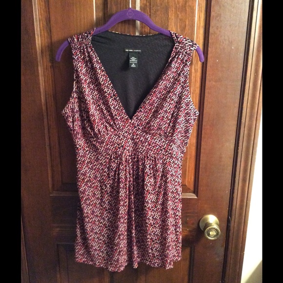 New York and company brand no sleeve size M