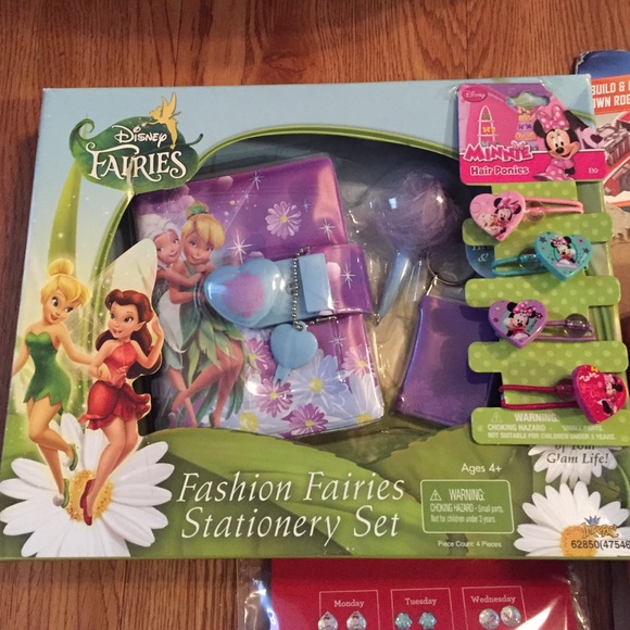 SOLD..NEW GIFTS FOR BOY & GIRL GREAT FOR STOCKINGS - Picture 2 of 4