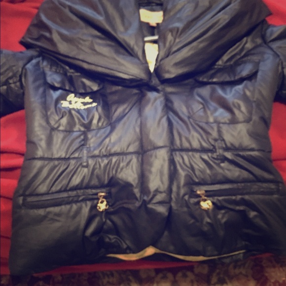 Apple bottom puffer jacket