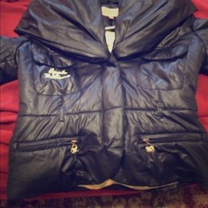 Apple bottom puffer jacket