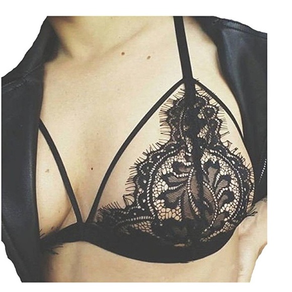 Lace cami bralette in black - Picture 2 of 4
