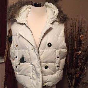 Gap reversible vest with hood size L