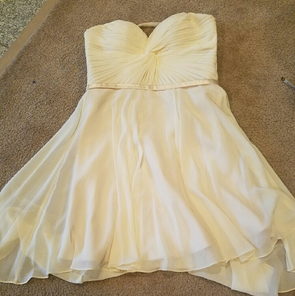 Strapless cream colored dress - Picture 1 of 1