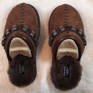 RARE! UGG Star Wars "Chewbacca" Slippers