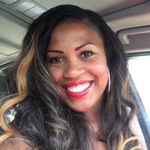 Meet your Posher, Candace