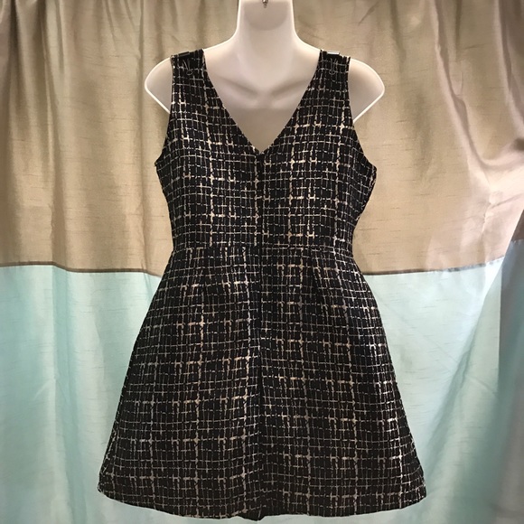 SOLD- SOPRANO dress - Picture 2 of 3