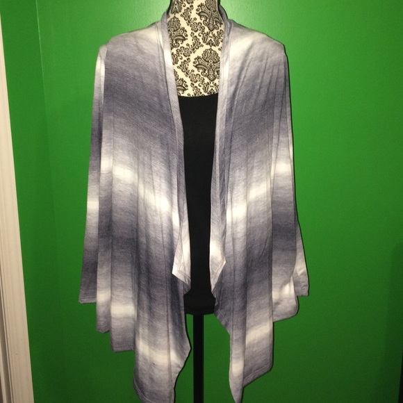 One Story Cardi