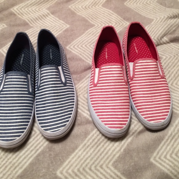 Striped shoes red and blue - Picture 2 of 4