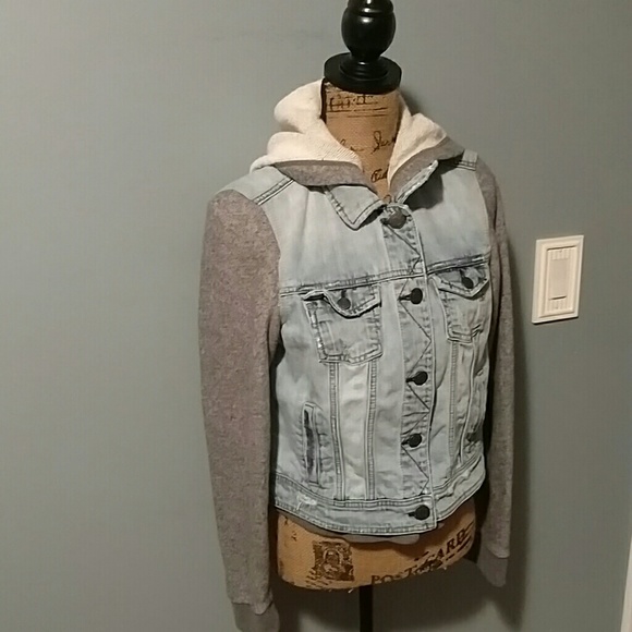 American Eagle jean jacket