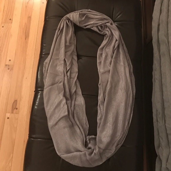 Beautiful infinity scarf!