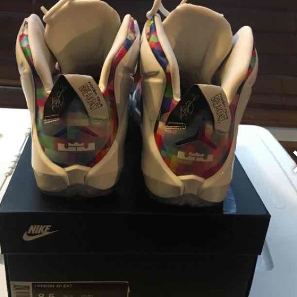 SOLD Nike Lebron 12 EXT finish your breakfast - Picture 3 of 4