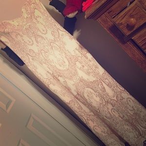 I'm selling this rose cream dress with sparkles