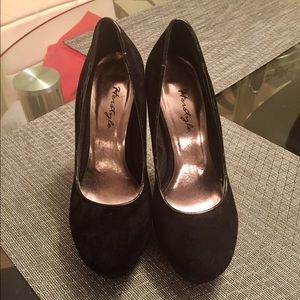 Great condition black