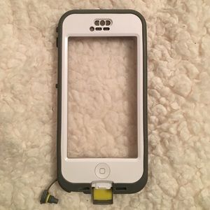 iPhone 5c life proof case