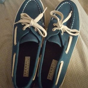 Teal Sperry's