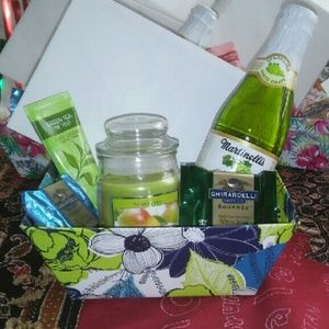 Meet your Posher, Candice