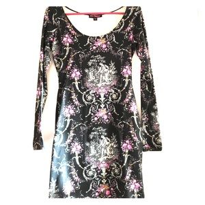 BETSEY JOHNSON bodycon dress