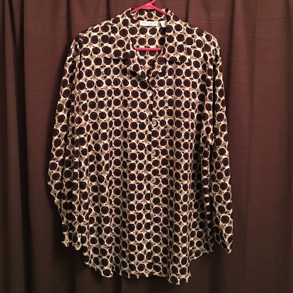 Career wear shirt, plus size.
