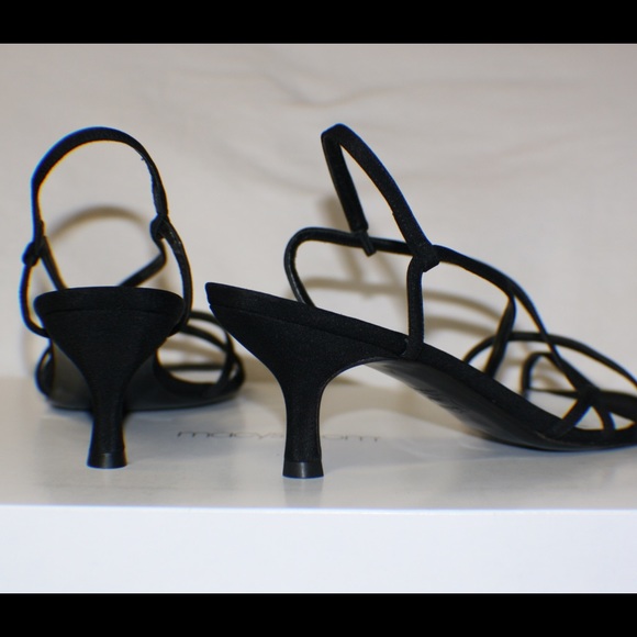 Stuart Weitzman - Picture 2 of 4