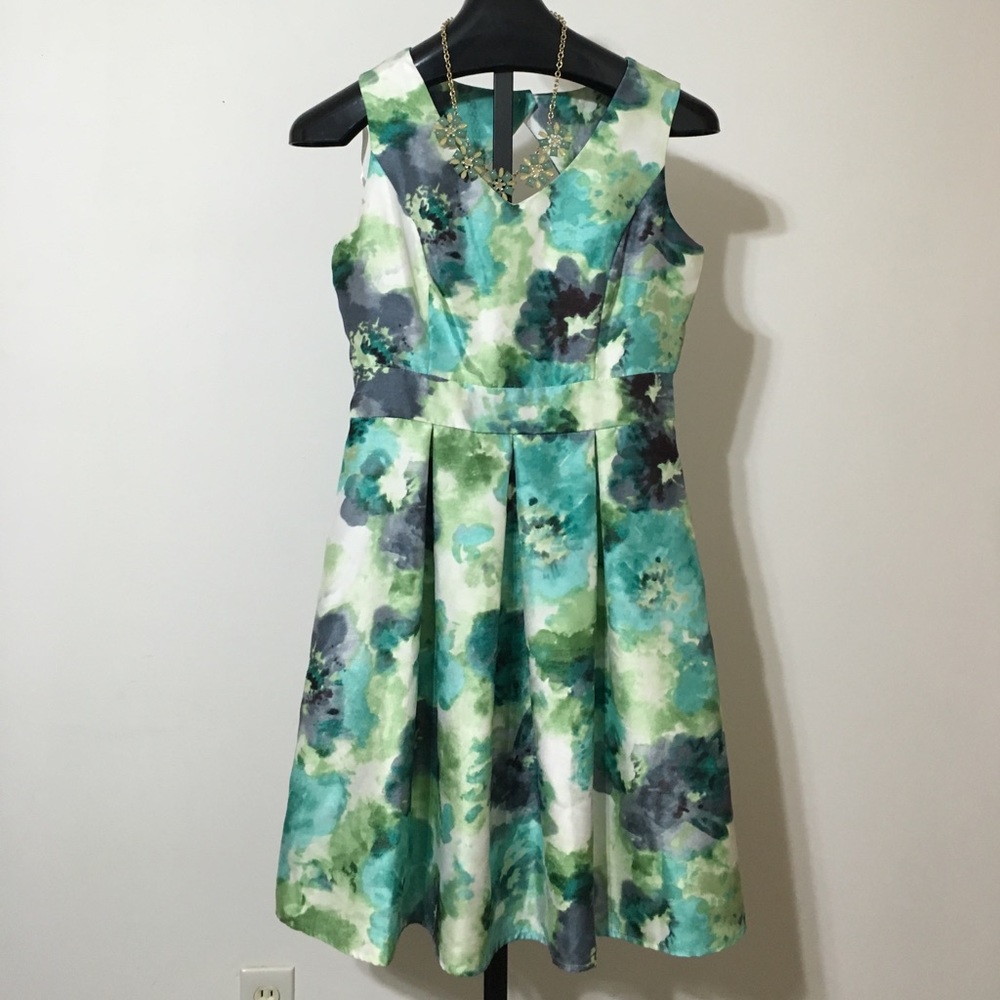 Women's Size 8 Dress