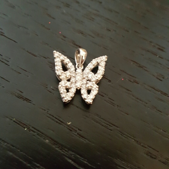 SOLD!!! 14k White Gold Diamond Pendant - Picture 2 of 4