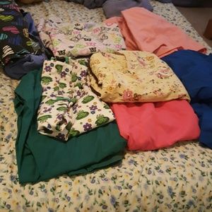 More scrubs sizes S,M,L take all for $40