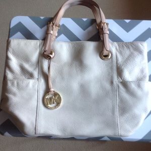 Michael Kors genuine handbag, color beige
