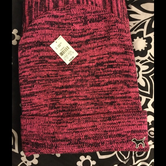 PINK hat and scarf set