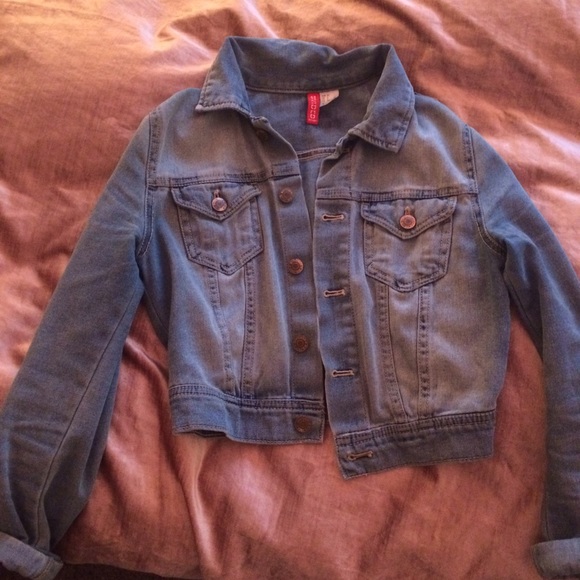 ✨24 HOUR SALE✨ H&M Denim Jacket