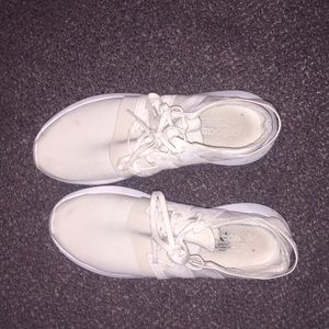 Adidas Tubular Viral Shoes