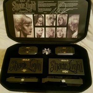 Kat Von D signed shade and light contour set