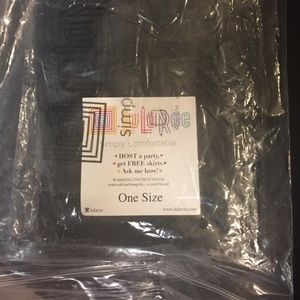 SOLD Solid Black Brand New Lularoe Leggings HTF