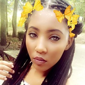 Meet your Posher, Alisha