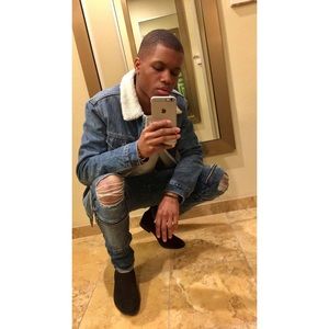 Meet your Posher, Joshua