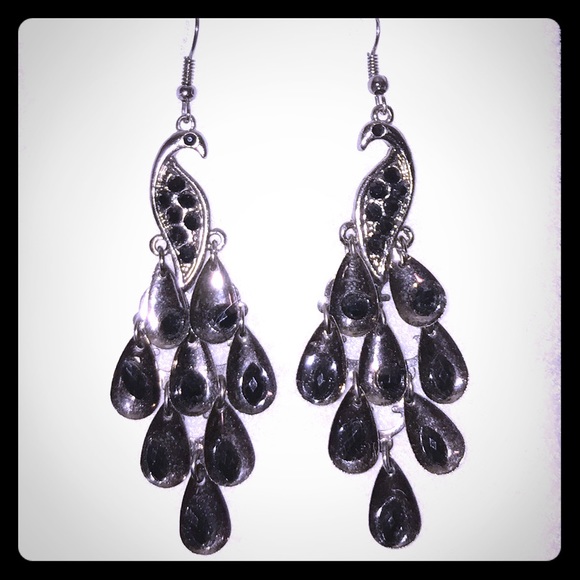Jewelry - ❌SOLD❌ Peacock Dangle Earrings