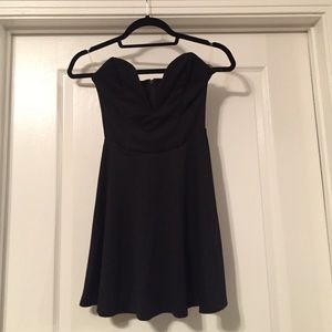 Tobi low cut fit and flare